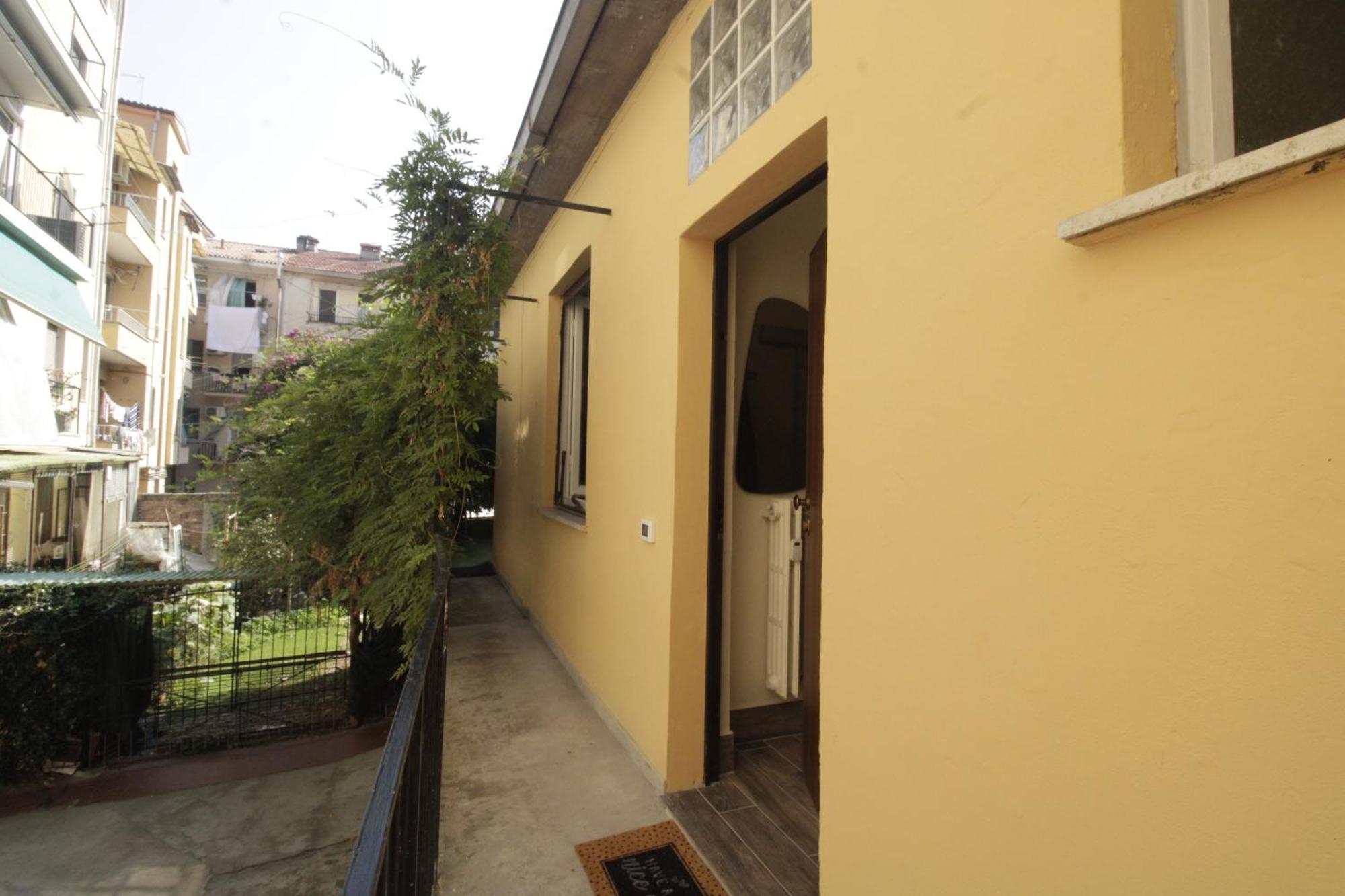 Elegante Suite Con Giardino In Centro Storico Pavia Ngoại thất bức ảnh
